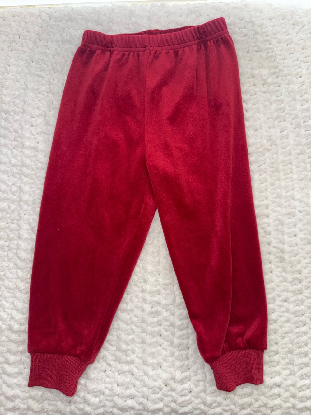 Girls' Red Velvet Ruffle Set - Picture 3 of 5
